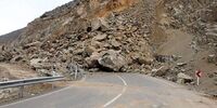 خبر مهم برای مسافران شمال/ ریزش سنگ در 2 جاده پر تردد
