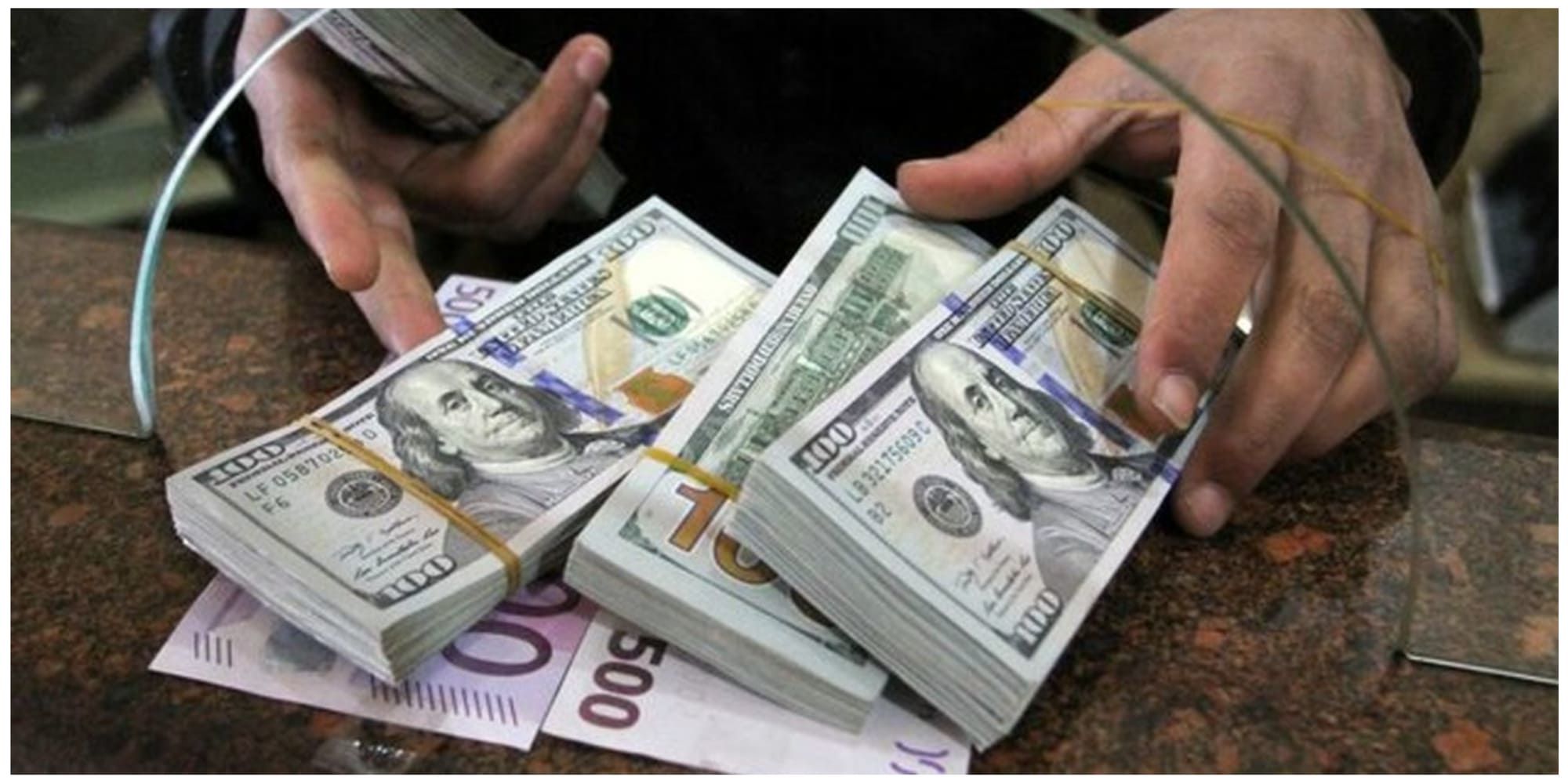 نوسان محدود دلار در بازار شبانه / پیش بینی قیمت دلار امروز 21 خرداد