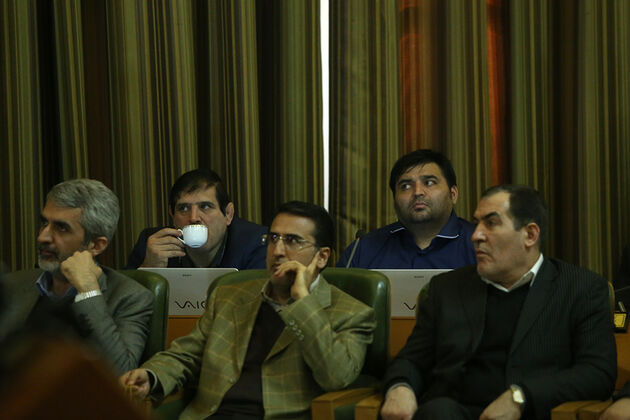 حضور شهردار تهران در شورای شهر