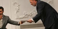 امضای  متفاوت منوچهر متکی در اعتراض به گزارش «شرق»؛  «بنده خدا»