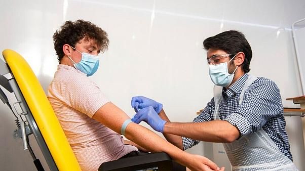 خبرخوب برای بیماران کرونایی؛  واکسن ویروس کرونا ساخت دانشگاه آکسفورد جواب داد