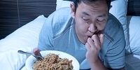 خوراکی هایی که شب ها به هیچ وجه نباید خورد!