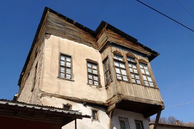 خانه‌های خشتی 450 ساله در برابر زلزله ترکیه مقاوم‌تر بودند + عکس