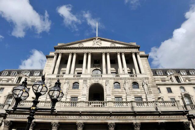 هشدار اقتصاددانان نسبت به نرخ بهره انگلیس