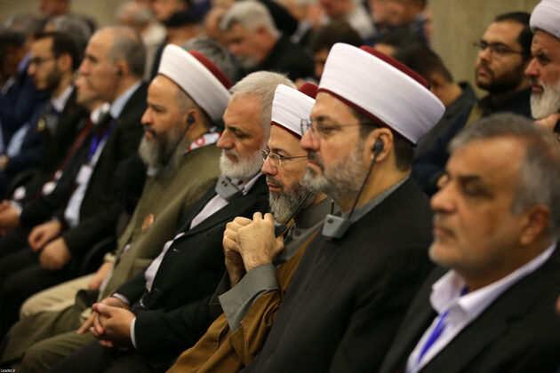 تصاویر دیدار مسئولان نظام، مهمانان کنفرانس وحدت و سفرای کشورهای اسلامی با رهبری