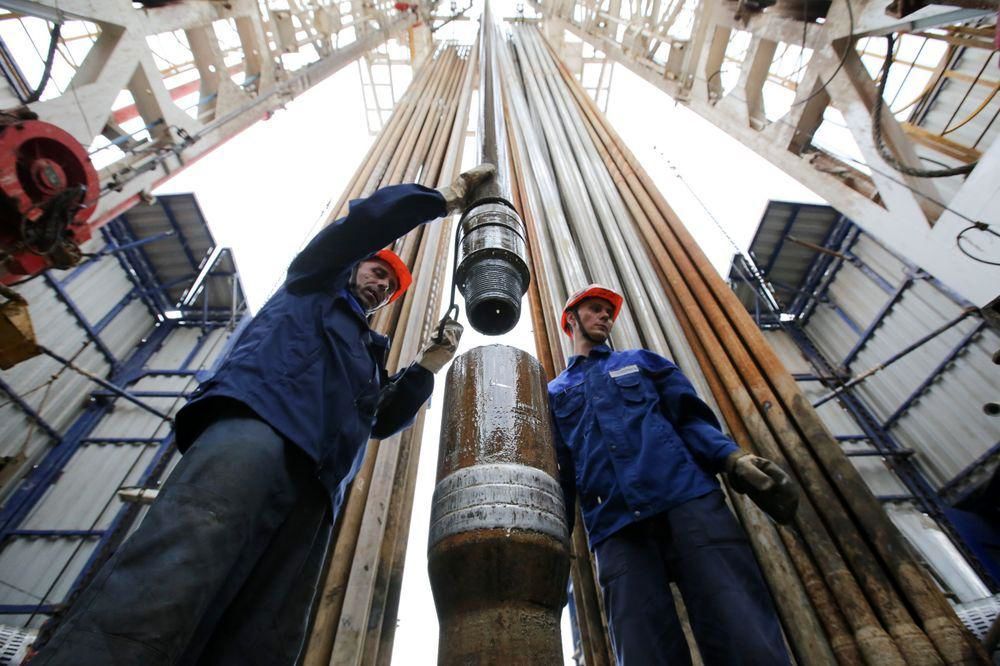 مخالفت روسیه با کاهش تولید نفت اوپک در پی شیوع ویروس کرونا