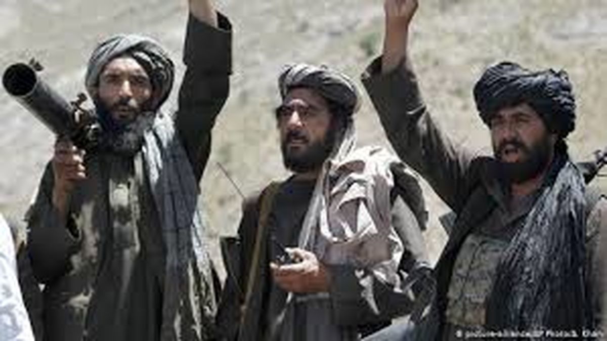 طالبان تعهد داد/ زنان و دختران به مدرسه خواهند رفت/ خطری جان و مال مردم را تهدید نمی کند
