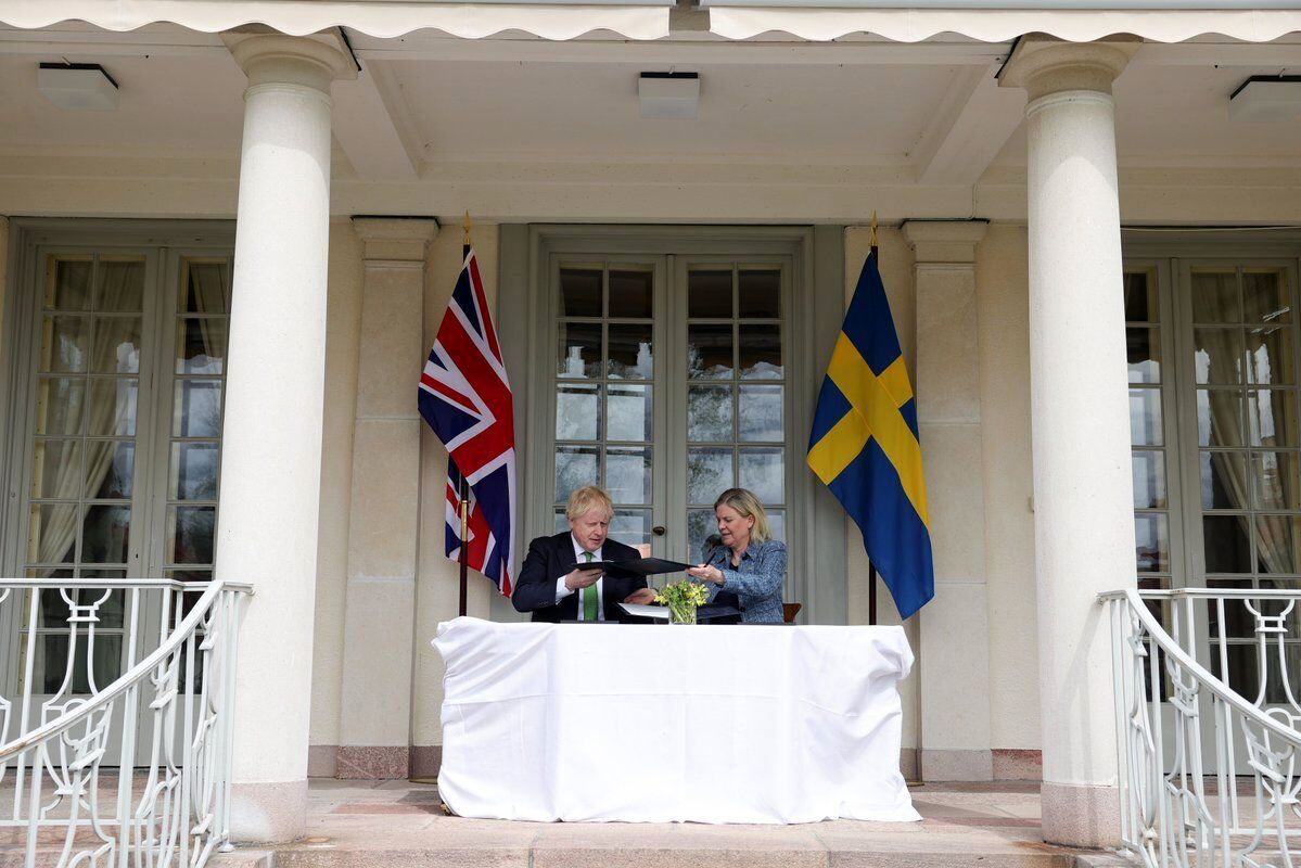 سفر نخست وزیر انگلیس به دو کشور سوئد و فنلاند / جانسون به دنبال چیست؟