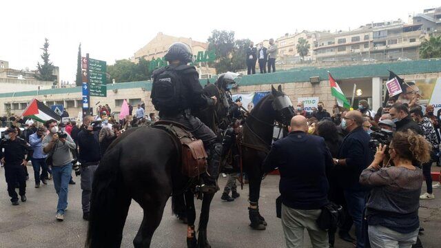 حمله پلیس رژیم صهیونیستی به فلسطینی‌های معترض به سفر نتانیاهو+عکس