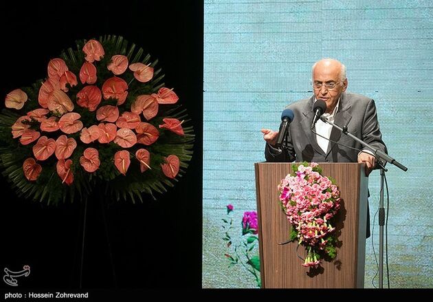 آئین تجلیل از خدمات فرهنگی و هنری محمدباقر قالیباف