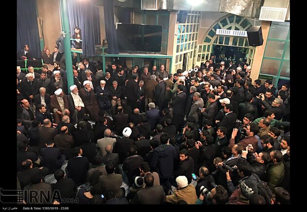 عزاداری در حسینیه جماران و خیابان های اطراف