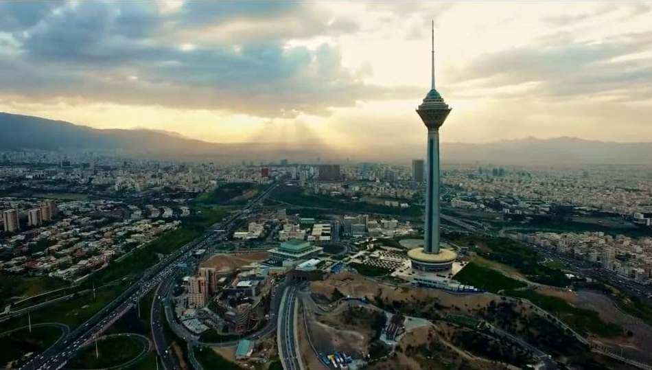 هواشناسی تهران دوشنبه 18 بهمن 1400 / بارش باران و کولاک در ارتفاعات