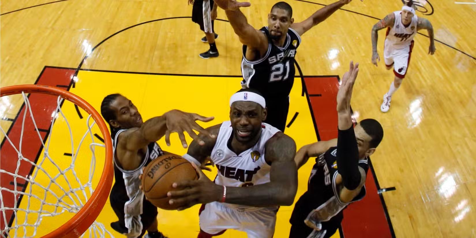 سرنوشت سازترین بازیکن تاریخ NBA/ بزرگ‌ترین بازیکن تاریخ کیست؟