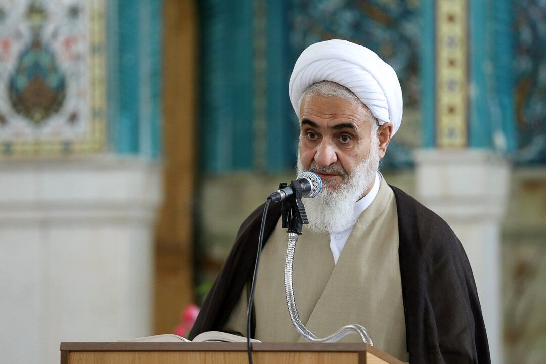 حمله یک امام جمعه به حسن روحانی و ظریف