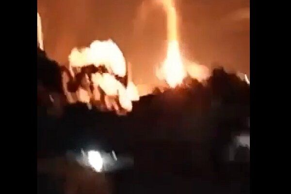 10 کشته در انفجار مهیب در جایگاه ذخیره‌سازی سوخت + فیلم