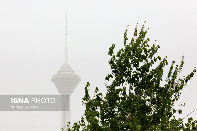 هشدار؛ توفان گرد و خاک در راه تهران