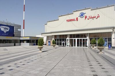 آزادسازی نرخ بلیت هواپیما متوقف می‌شود؟/ واکنش وزیر راه و شهرسازی
