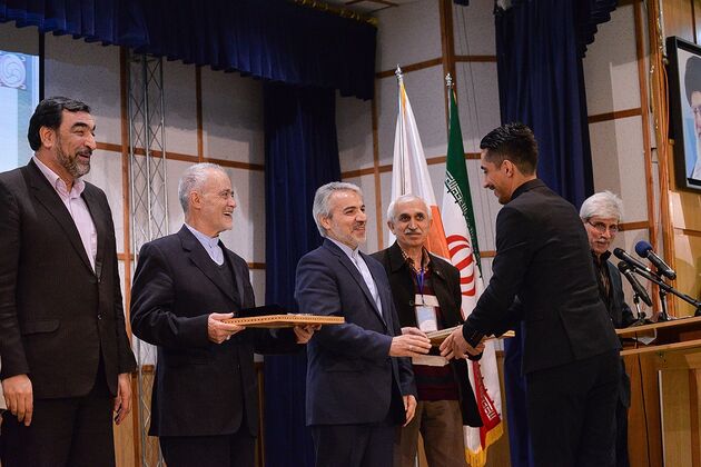 تقدیر از دست اندر کاران سرشماری نفوس و مسکن