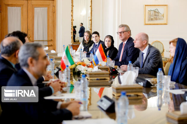 تصاویر دیدار «استف بلاک» و جوادظریف و هیئت‌های همراه