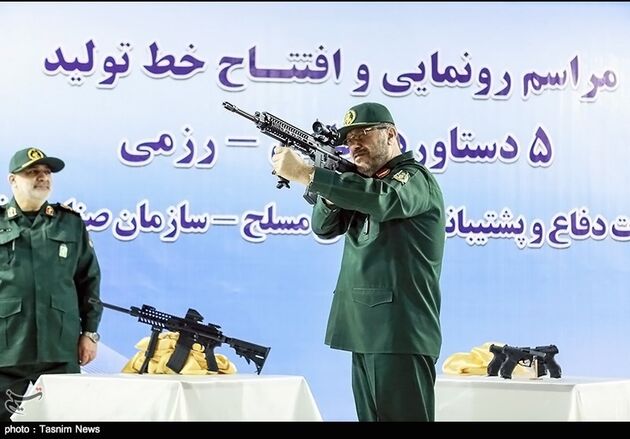 رونمایی از پنج دستاورد رزمی دفاعی