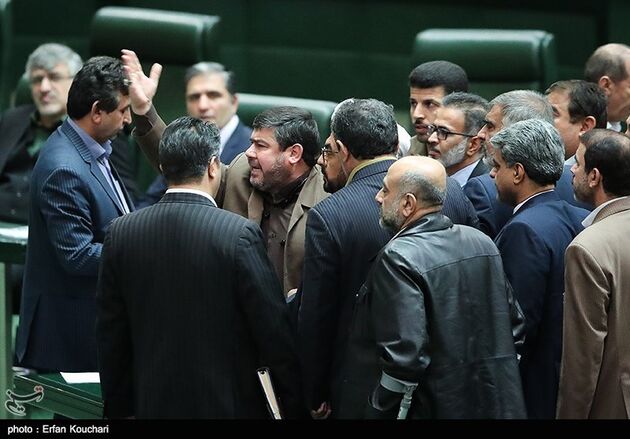 تقدیم لایحه بودجه ۹۶ به مجلس