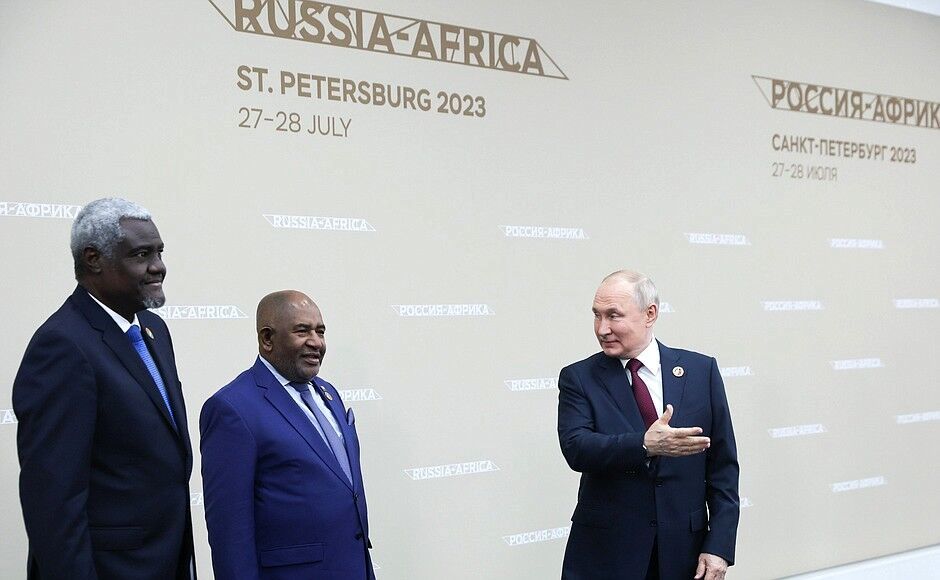 تاکید پوتین بر لزوم همکاری اقتصادی روسیه و کشورهای آفریقایی