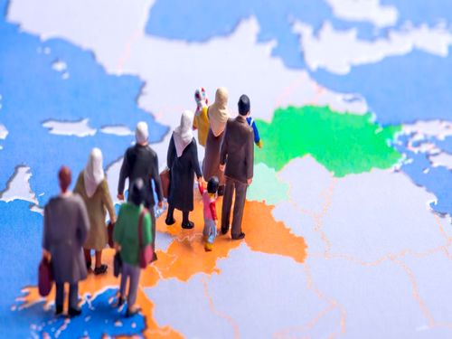 موج مهاجرت کارگران ایرانی به کشورهای همسایه | درآمد کارگر ایرانی در عراق 4 برابر ایران | نیاز فوری به «اطلس اشتغال» و بازنگری قانون کار