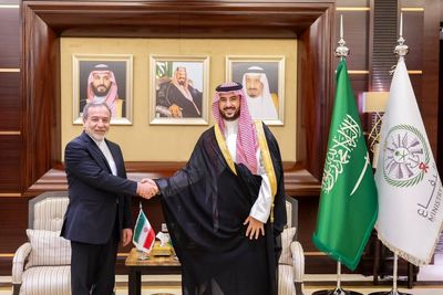 رایزنی عراقچی در ریاض / بنسلمان: رهبری عربستان مصمم به توسعه روابط در همه عرصههاست 2