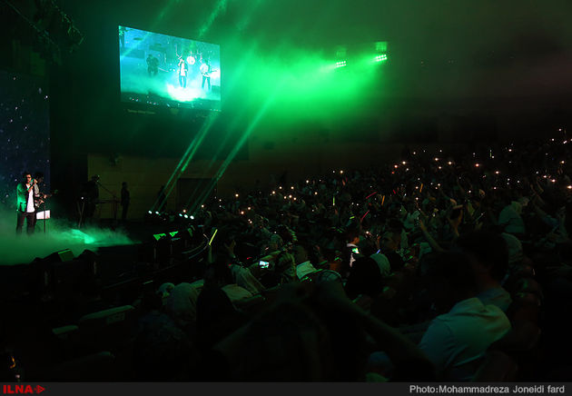 کنسرت حامد همایون در برج میلاد تهران