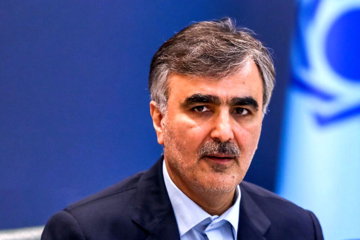 دلار ۷۰ هزار تومانی را تثبیت می‌کنیم