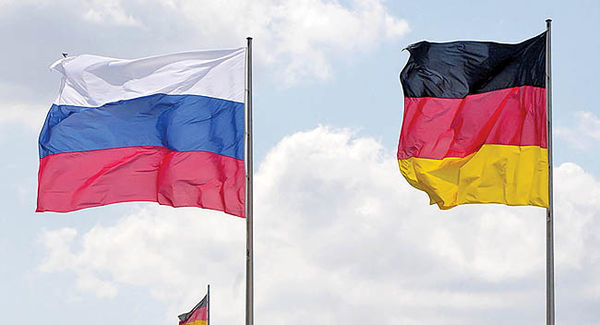 مقایسه نسخه خصوصی‌سازی در آلمان و روسیه؛ انتخاب سفید یا سیاه