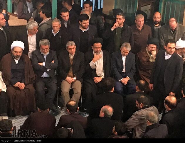 عزاداری در حسینیه جماران و خیابان های اطراف