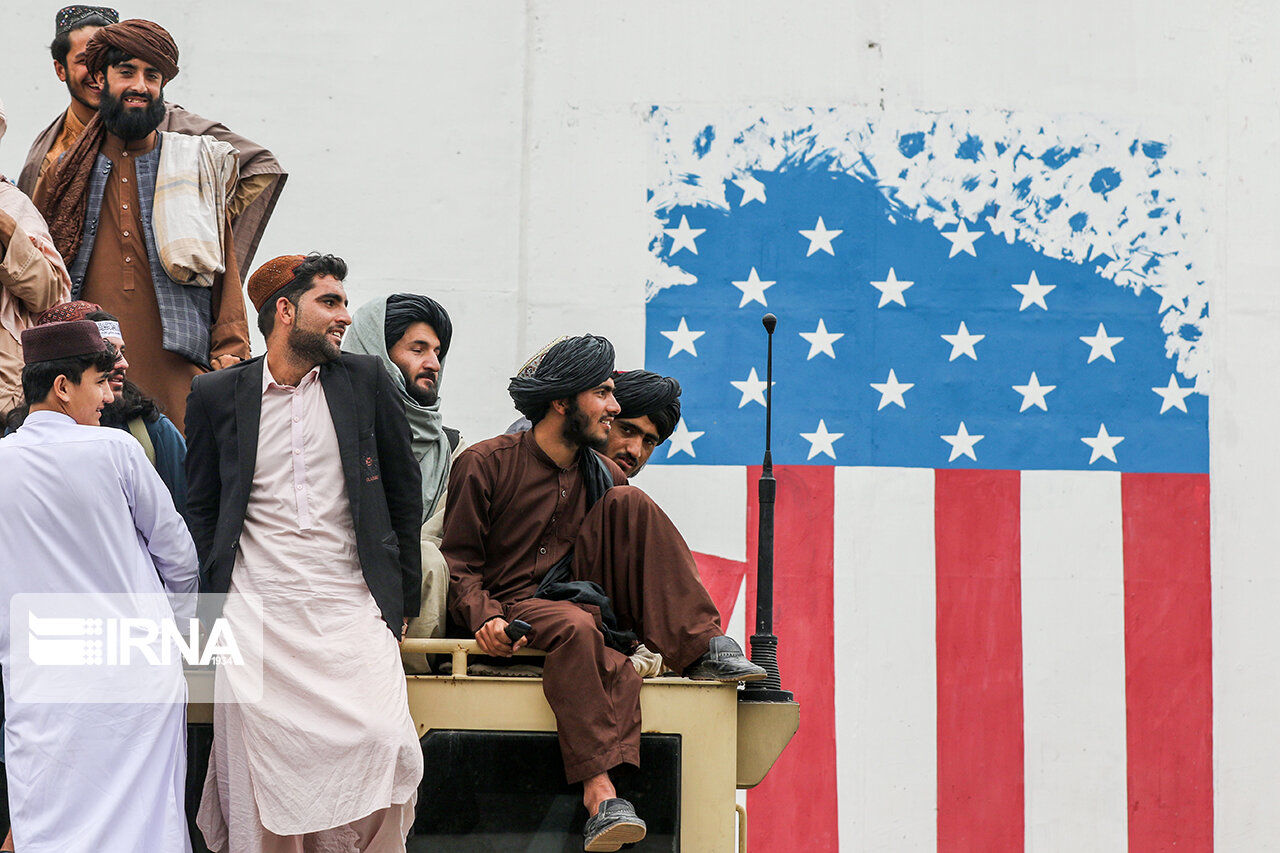 رایزنی واشنگتن و طالبان در بحبوبه تحریم‌های آمریکا علیه افغانستان