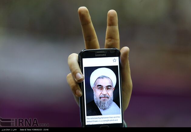 تصاویر همایش حامیان حسن روحانی در ورزشگاه آزادی