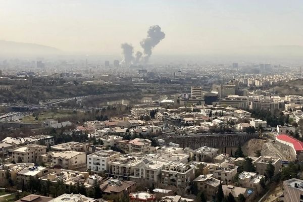 جنگ ایران و اسرائیل؛ روز دوم | وزارت جنگ اسرائیل هدف قرار گرفت | حملات جدید سپاه با موشک های پیشرفته تر | سخنگوی ارتش اسرائیل: روزهای سختی در پیش داریم