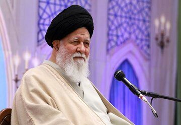 علم الهدی: این که می گویند «کشف حجاب» را به اسم انسجام و وحدت نادیده بگیرید، حرف نابجایی است