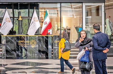 ثبت ارقام تاریخی جدید در بورس/ شاخص از مرز حساس می گذرد؟