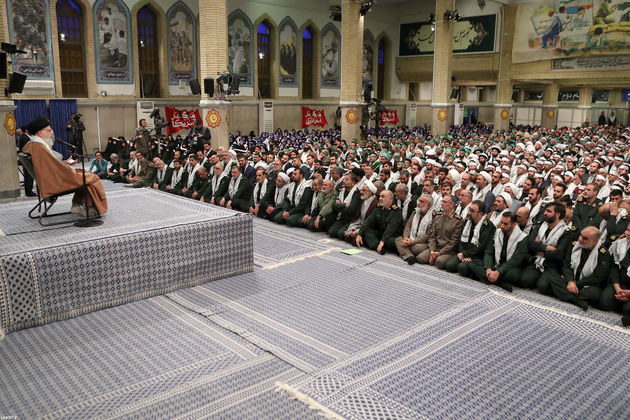 تصاویر دیدار هزاران نفر از بسیجیان با مقام معظم رهبری