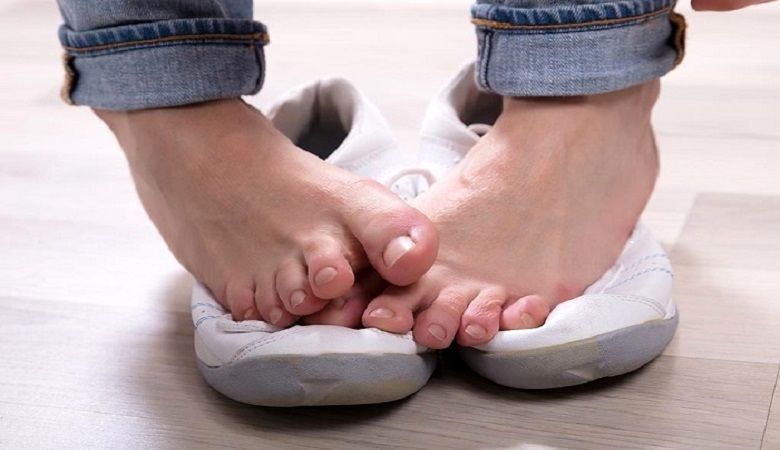  ماندن رد جوراب روی پا نشانه ابتلا به یک بیماری خطرناک است