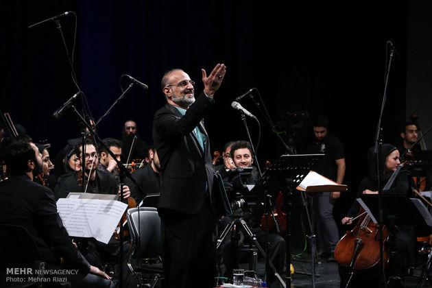 کنسرت ارکستر ملی با اجرای محمد اصفهانی