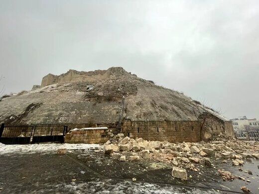 قلعه تاریخی ترکیه از زلزله جان سالم به در نبرد+ عکس