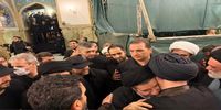 عکس: فرزند رهبر شهید انقلاب در آغوش سیدحسن خمینی
