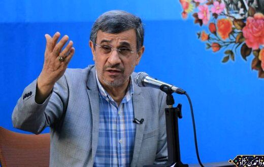 واکنش احمدی نژاد به بازداشت تاج زاده