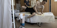 عکسی تلخ از سرباز اوکراینی که نیمی از بدنش در جنگ از بین رفت!