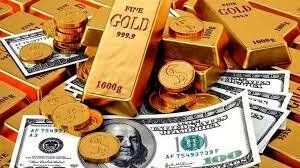 قیمت طلا بالا رفت /دلار از نفس افتاد 