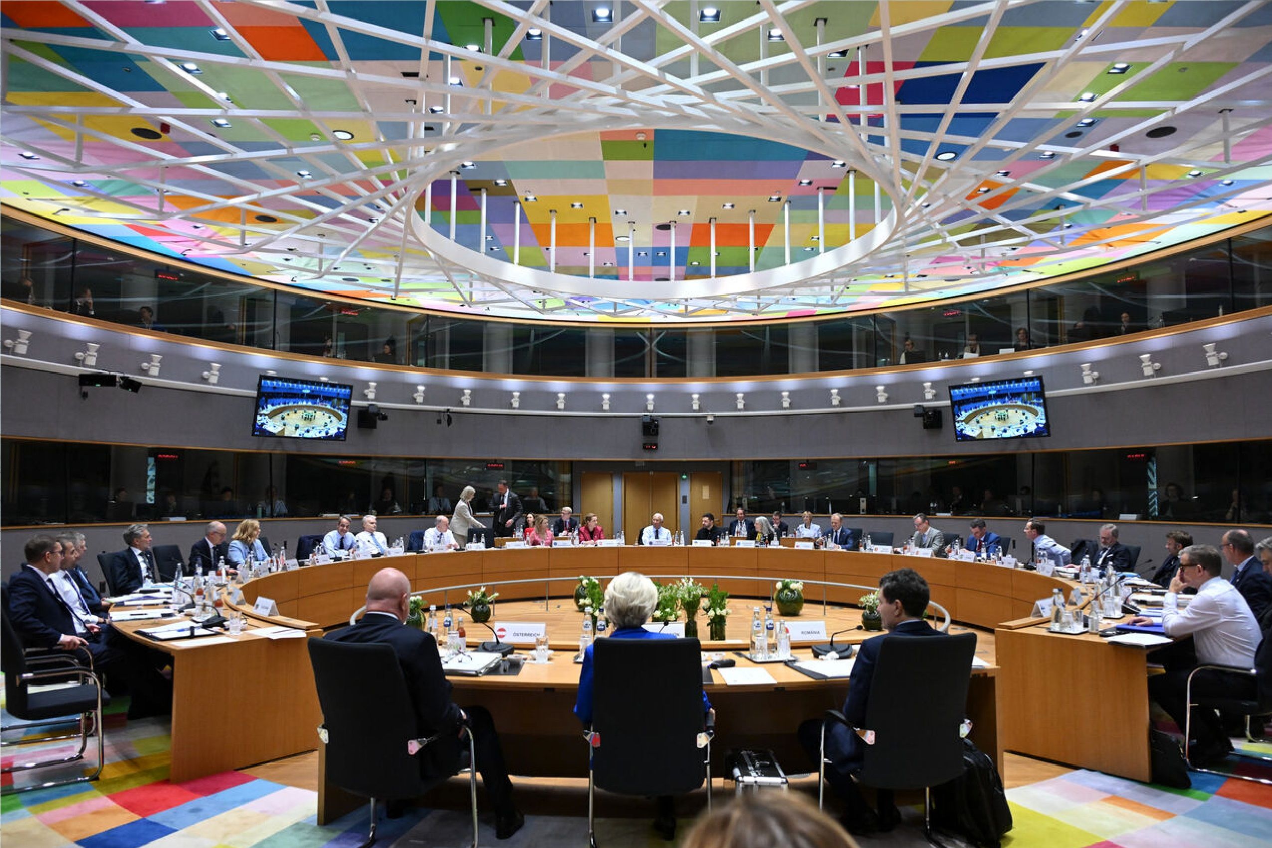 اختلافات در اتحادیه اروپا بالا گرفت / ایتالیا هشدار داد