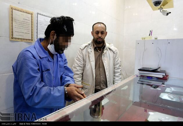 بازسازی صحنه سرقت مسلحانه از طلافروشی