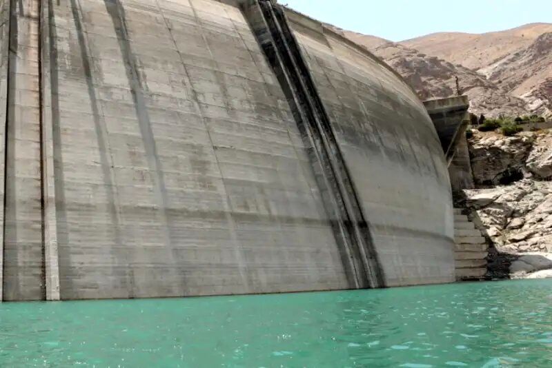 احمدی‌نژاد نتوانست یک وزارتخانه منتقل کند چه برسد تخلیه تهران/ خشک کردن دریاچه پریشان برای دلمه بادمجان تهرانی‌ها/راه حل بی‌آبی از زبان اسماعیل کهرم