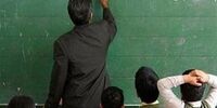 ماجرای کتک زدن معلم توسط دانش آموزان 
