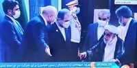 جنتی بدون ماسک به مراسم تحلیف آمد / قالیباف اینگونه به استقبال مهمان تحلیف رئیسی رفت+عکس